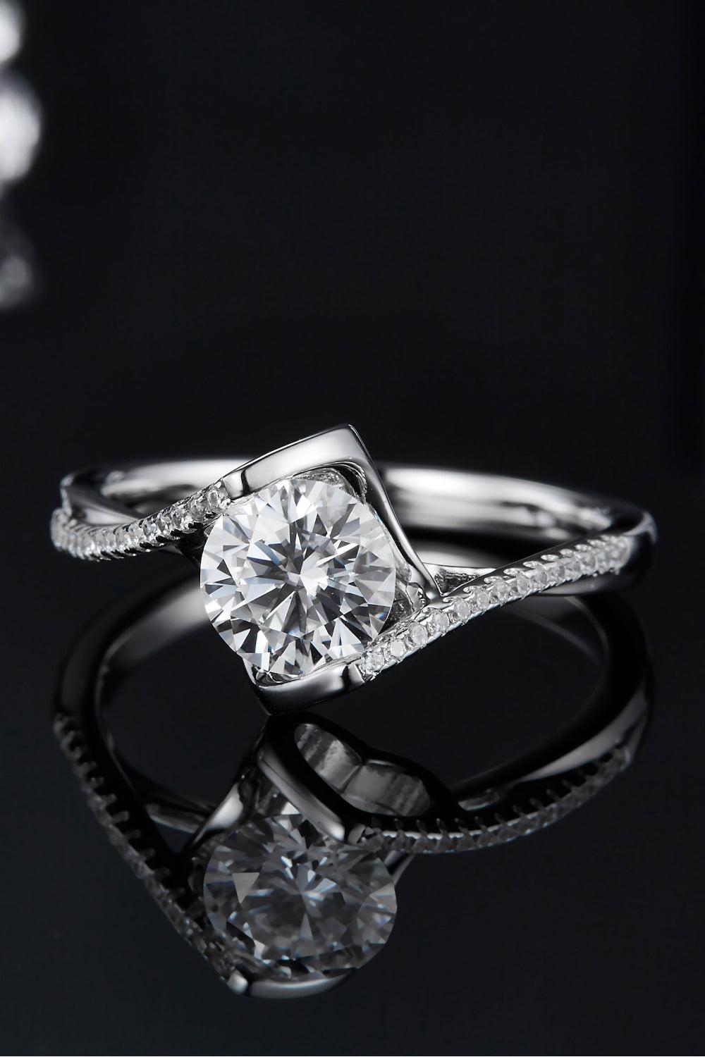 1 Carat Moissanite 925 Sterling Silver Twisted Ring BLUE ZONE PLANET