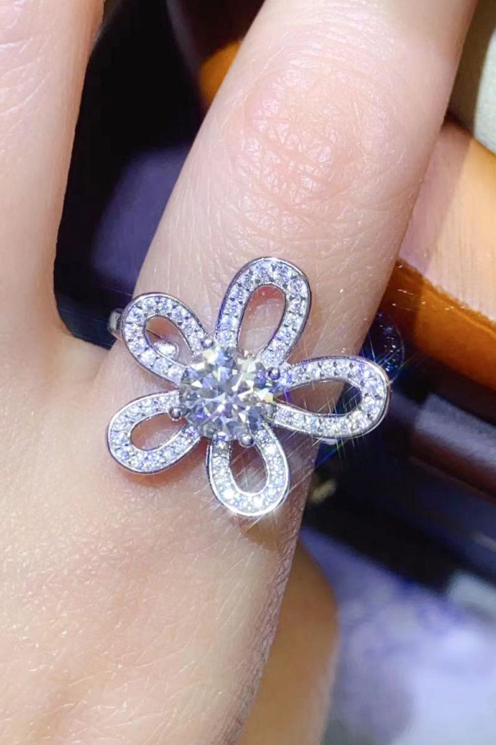1 Carat Moissanite Flower-Shape Open Ring BLUE ZONE PLANET