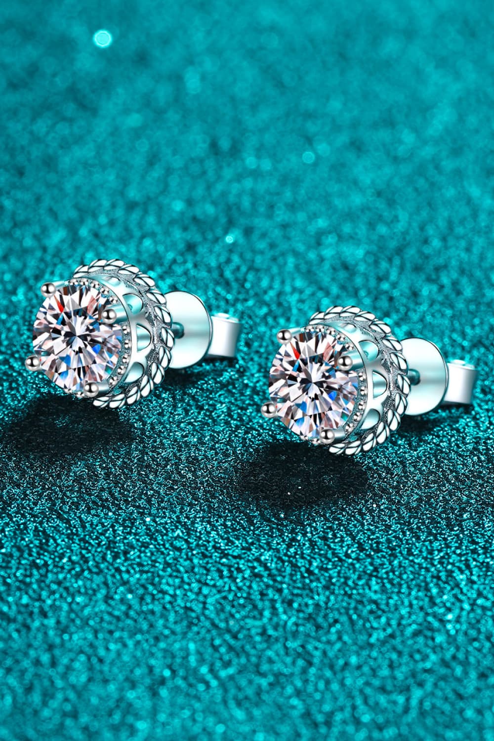 2 Carat Moissanite 925 Sterling Silver Stud Earrings BLUE ZONE PLANET