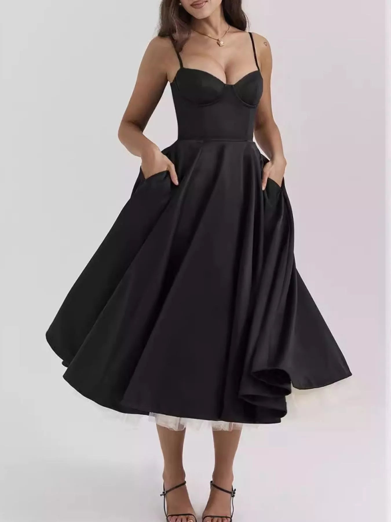 Sweetheart Neck Tulle Midi Dress in Navy Blue Sweetheart Neck Tulle Midi Dress in Navy Blue