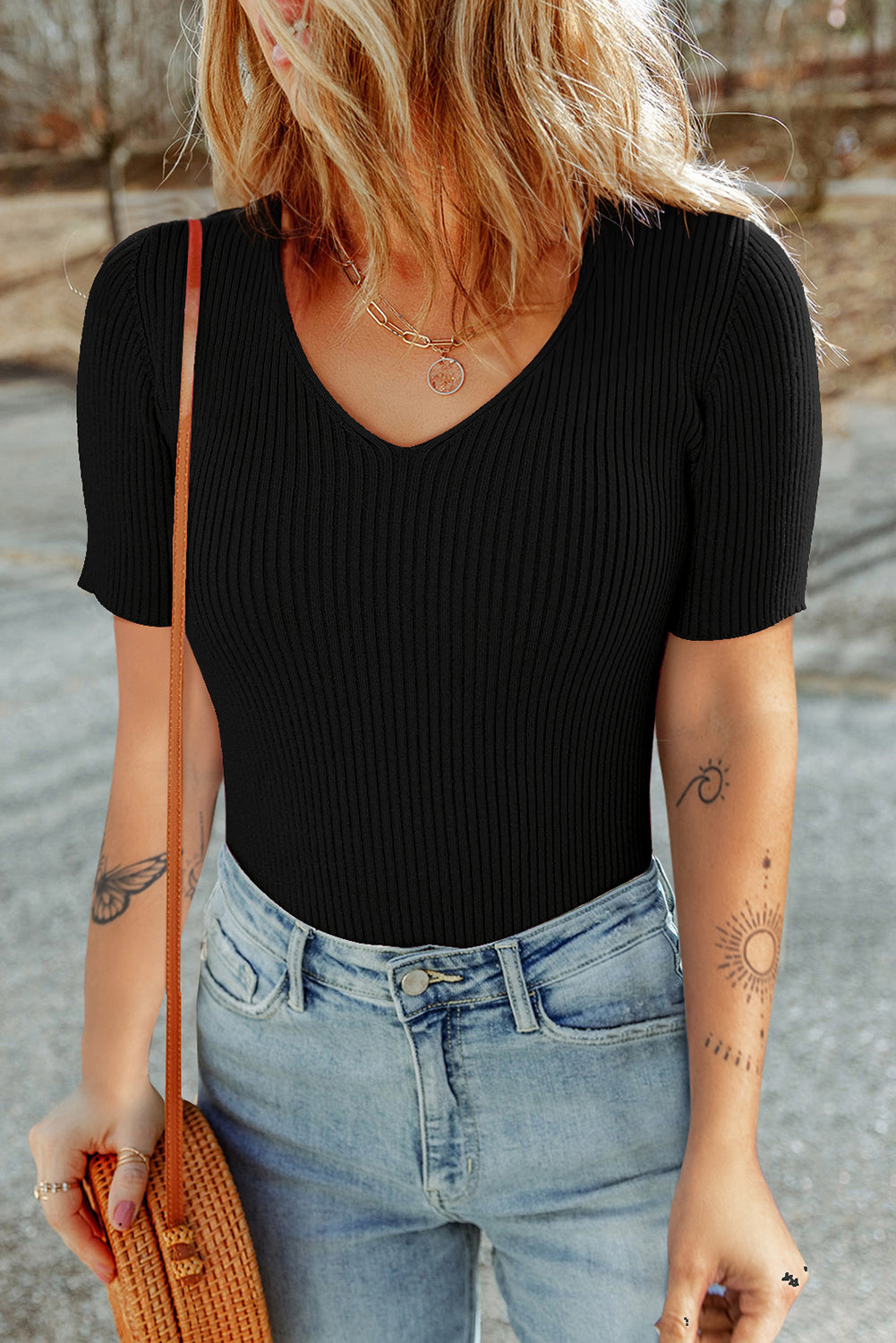 Black V Neck Ribbed Knit Lightweight Short Sleeve Sweater