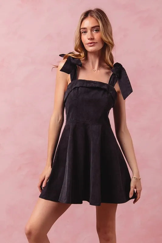 SO ME Fit and Flare Washed Gameday Dress Black / S
