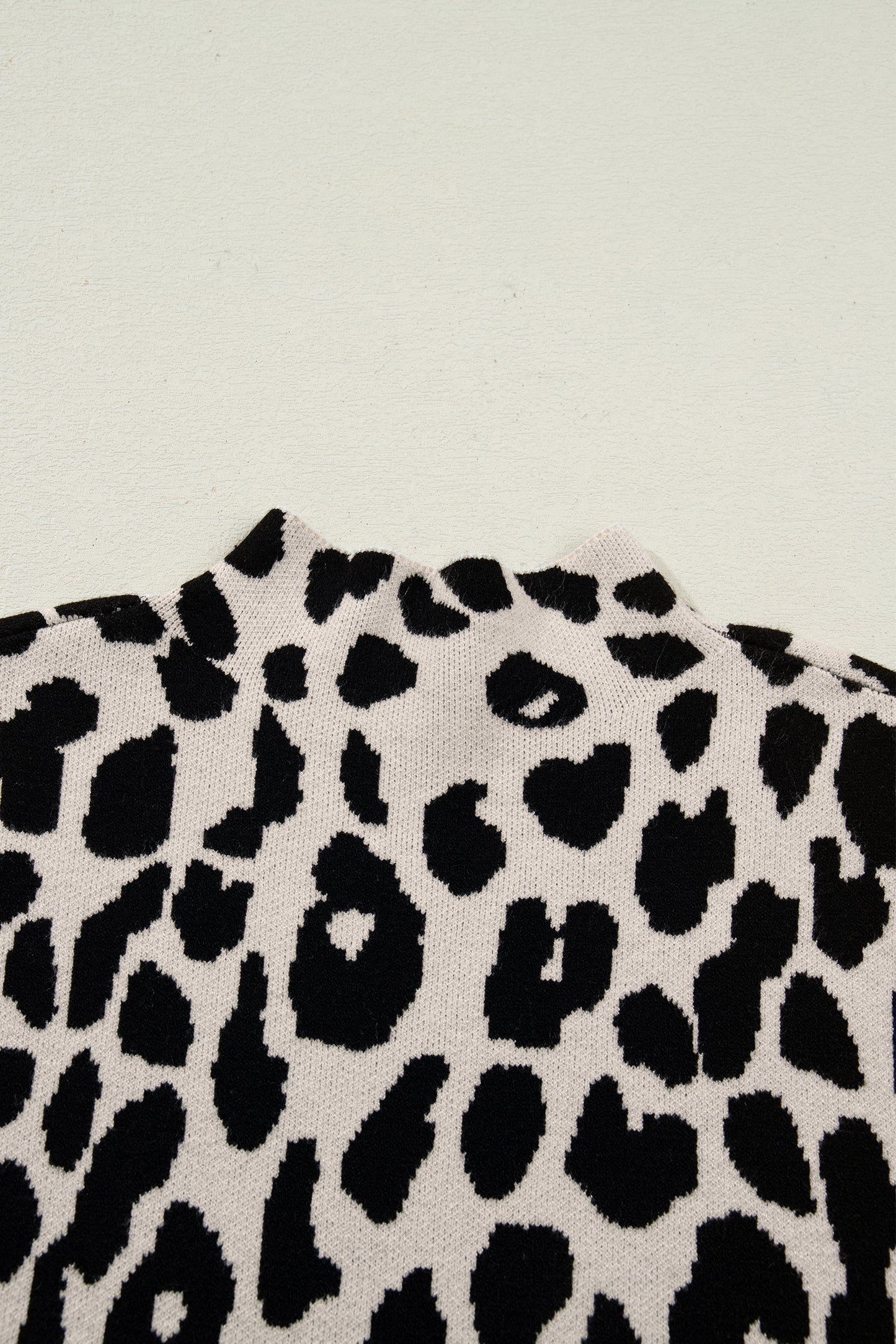 Black Leopard Print High Neck Short Sleeve Sweater