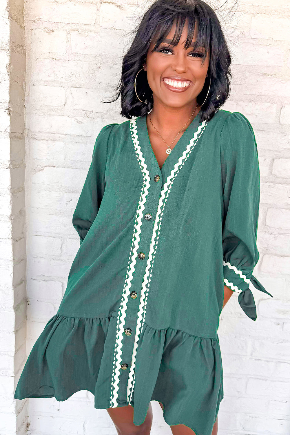 Canton Contrast Ricrac Trim Button V Neck Knotted Bracelet Sleeve Shift Dress