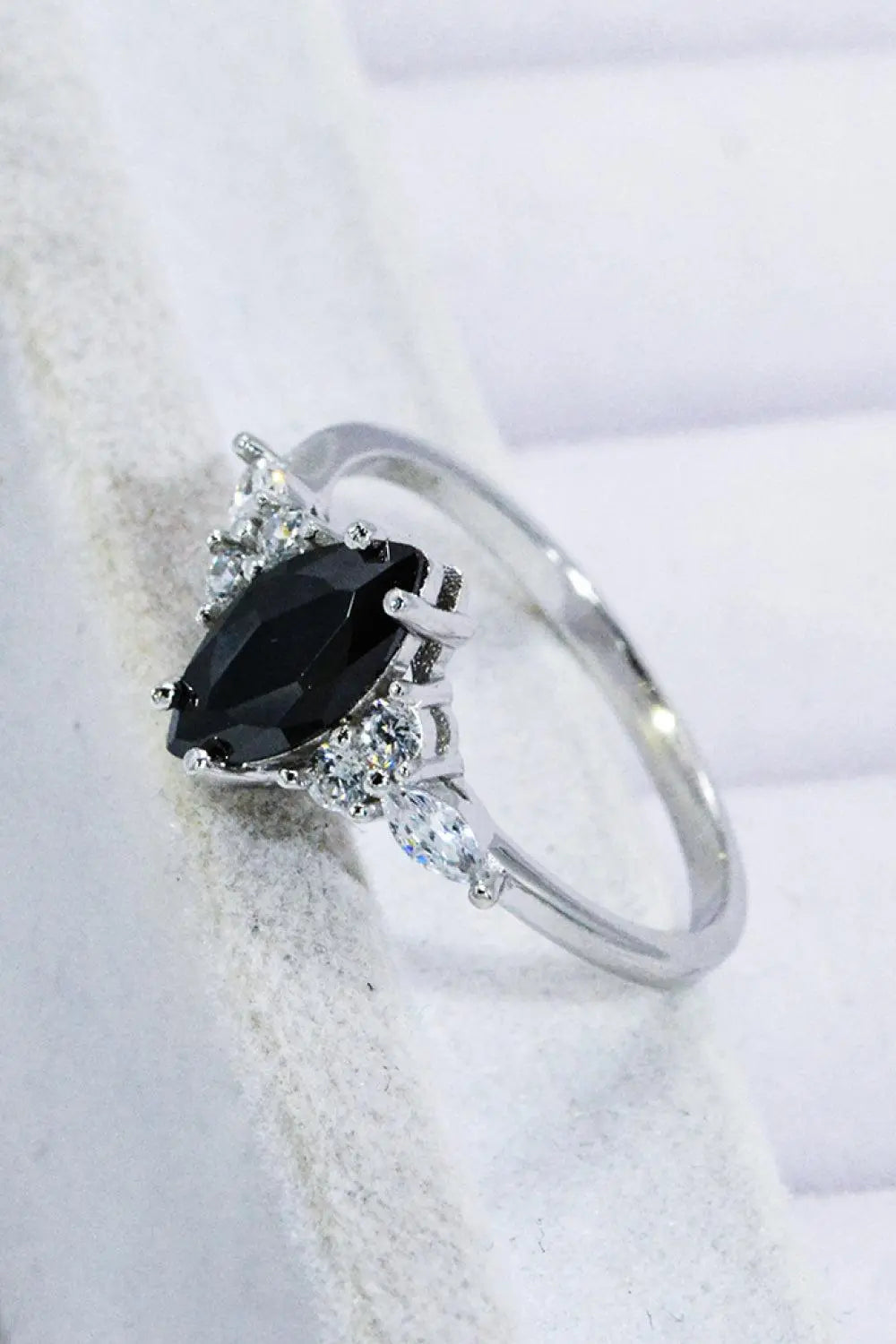 925 Sterling Silver Black Agate Ring BLUE ZONE PLANET