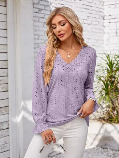 Applique V-Neck Flounce Sleeve T-Shirt BLUE ZONE PLANET