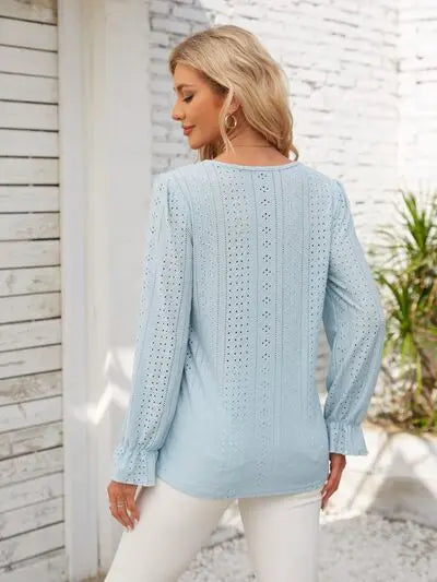 Applique V-Neck Flounce Sleeve T-Shirt BLUE ZONE PLANET