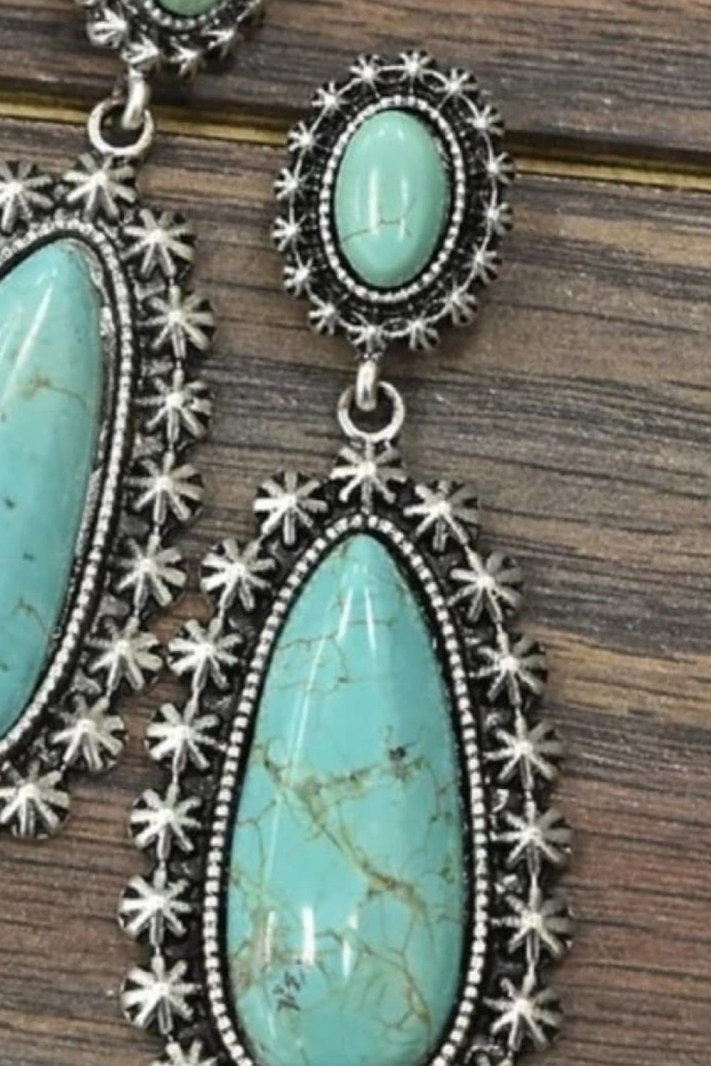 Blue Zone Planet | Artificial Turquoise Earrings BLUE ZONE PLANET