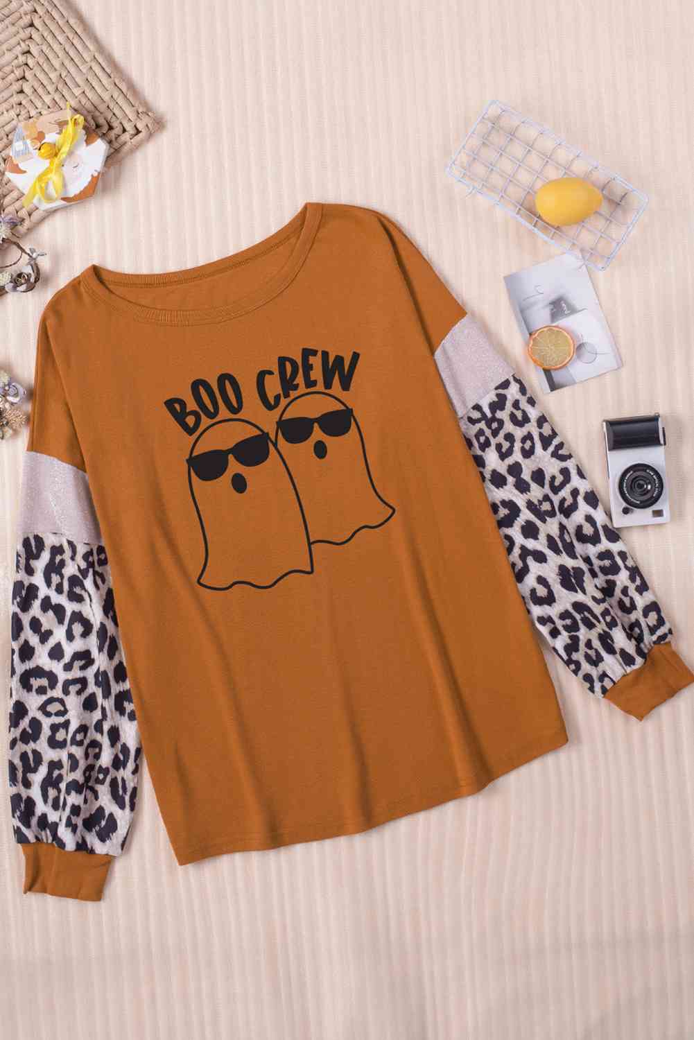 BOO CREW Ghost Graphic Round Neck T-Shirt BLUE ZONE PLANET
