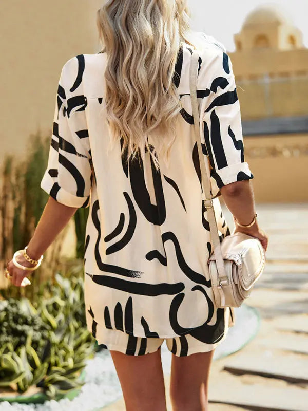 Blue Zone Planet | Abstract Irregular Printing Short Sleeve Shorts Two-Piece Set BLUE ZONE PLANET