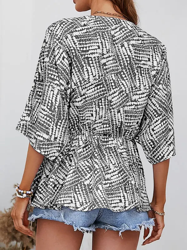Blue Zone Planet | Emma's V-neck bat sleeve loose waist printed top kakaclo