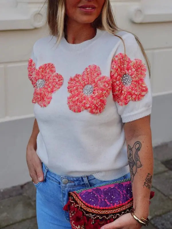 Blue Zone Planet | contrasting flower sweet pink round neck short-sleeved sweater BLUE ZONE PLANET