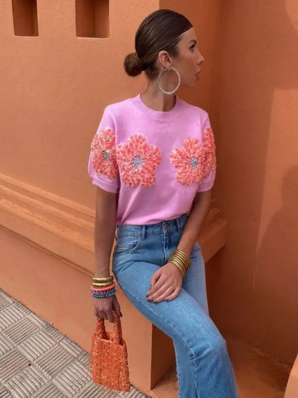 Blue Zone Planet | contrasting flower sweet pink round neck short-sleeved sweater BLUE ZONE PLANET