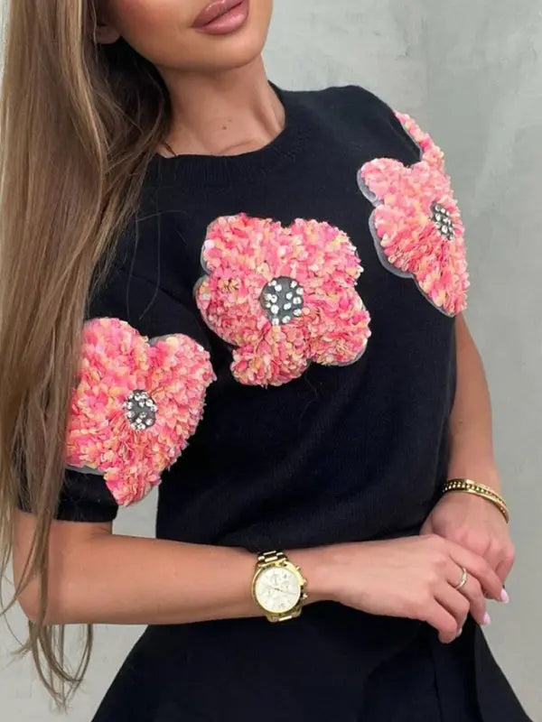 Blue Zone Planet | contrasting flower sweet pink round neck short-sleeved sweater BLUE ZONE PLANET