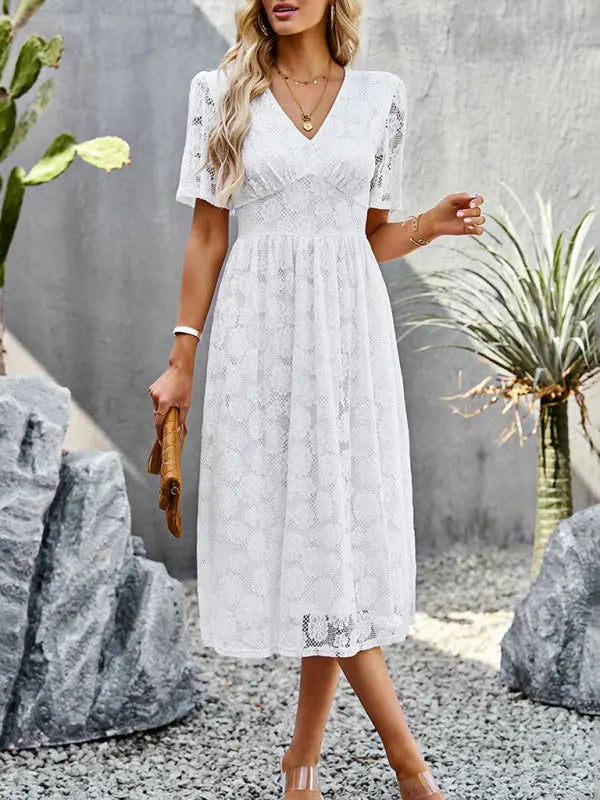 Blue Zone Planet | elegant waist V-neck lace dress BLUE ZONE PLANET
