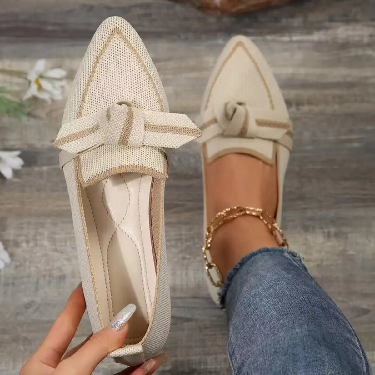 Bow Contrast Trim Point Toe Sneakers Trendsi