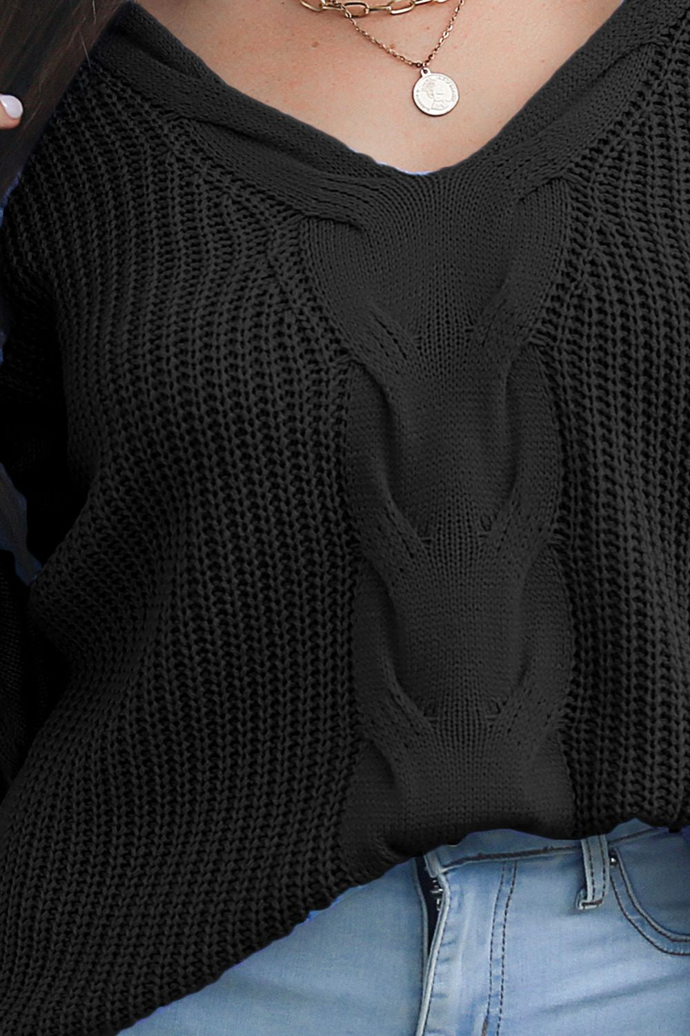 Cable-Knit V-Neck Sweater BLUE ZONE PLANET