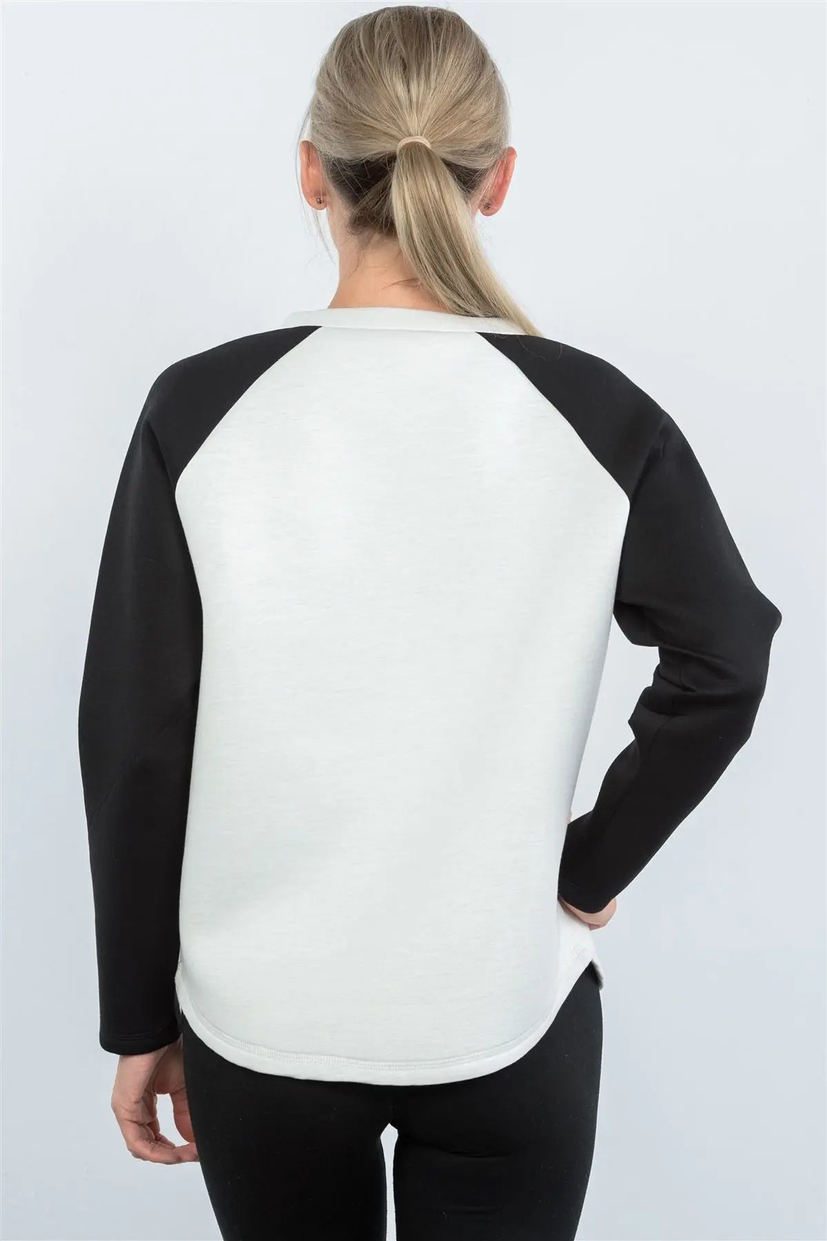 Contrast Sleeve Curved Hem Sweater Blue Zone Planet