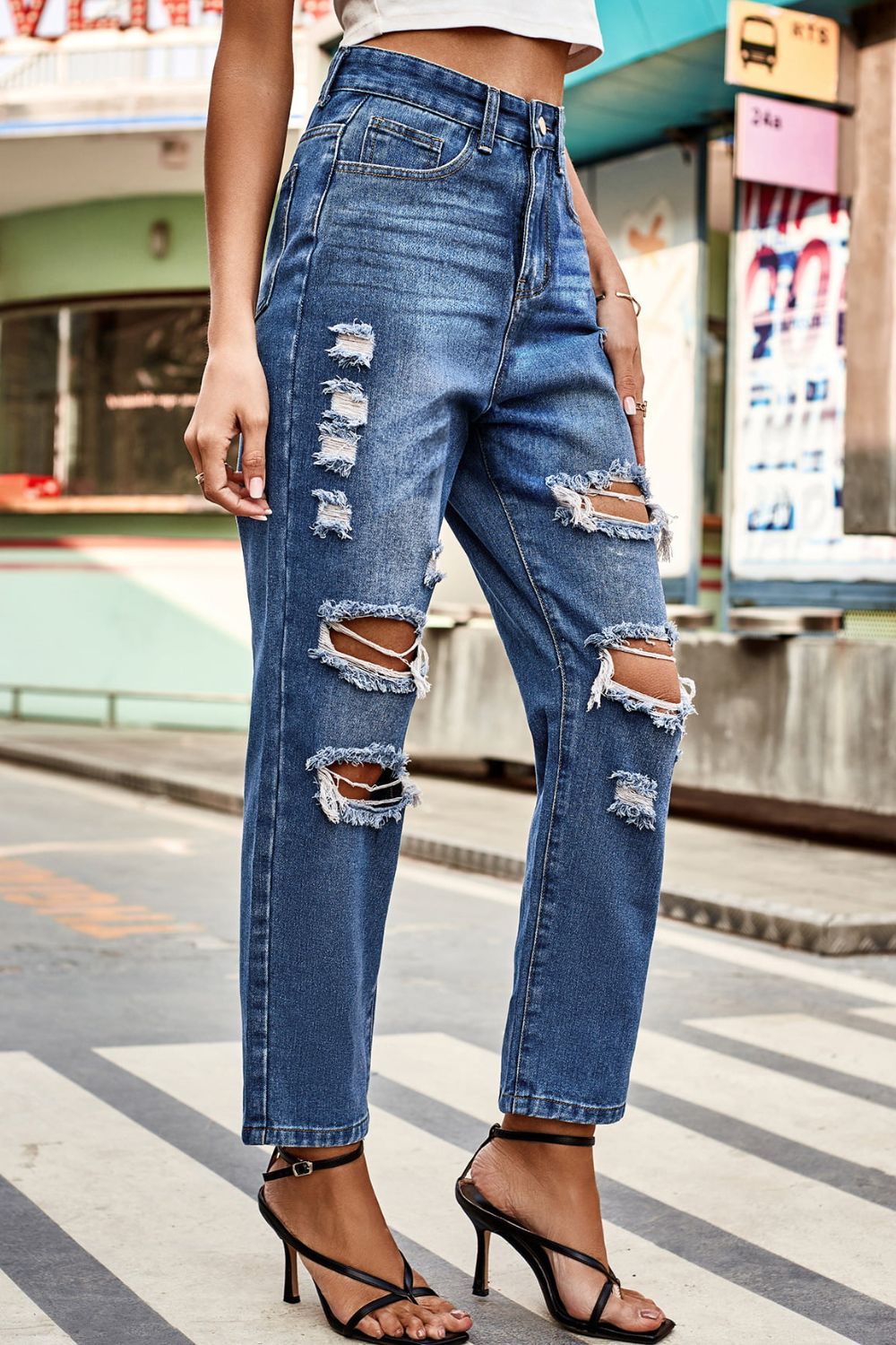 Distressed Buttoned Jeans with Pockets BLUE ZONE PLANET