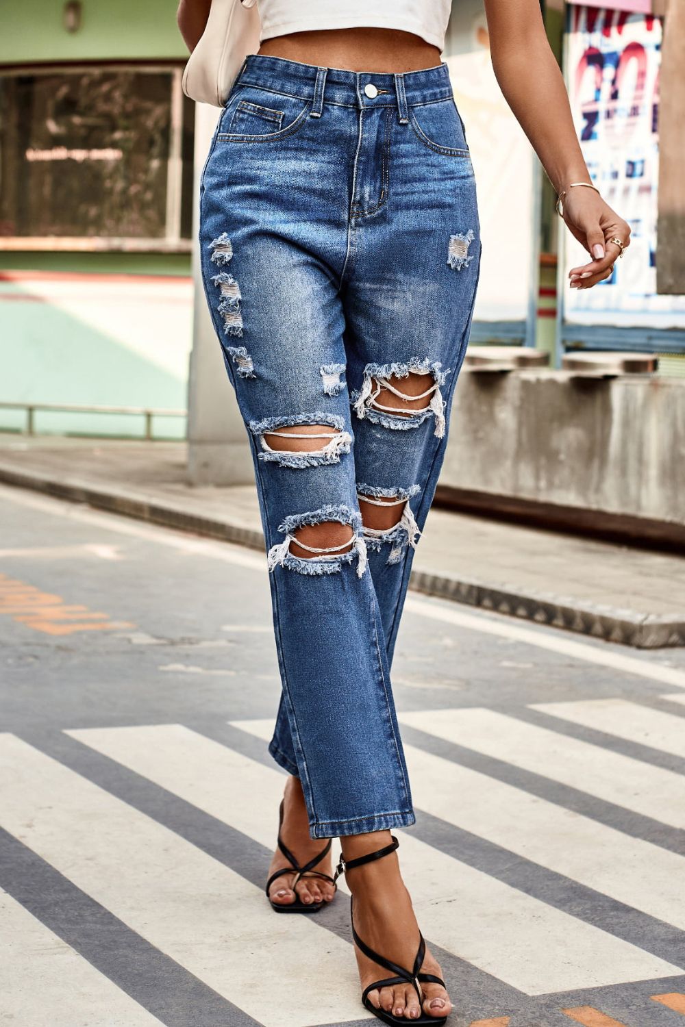 Distressed Buttoned Jeans with Pockets BLUE ZONE PLANET
