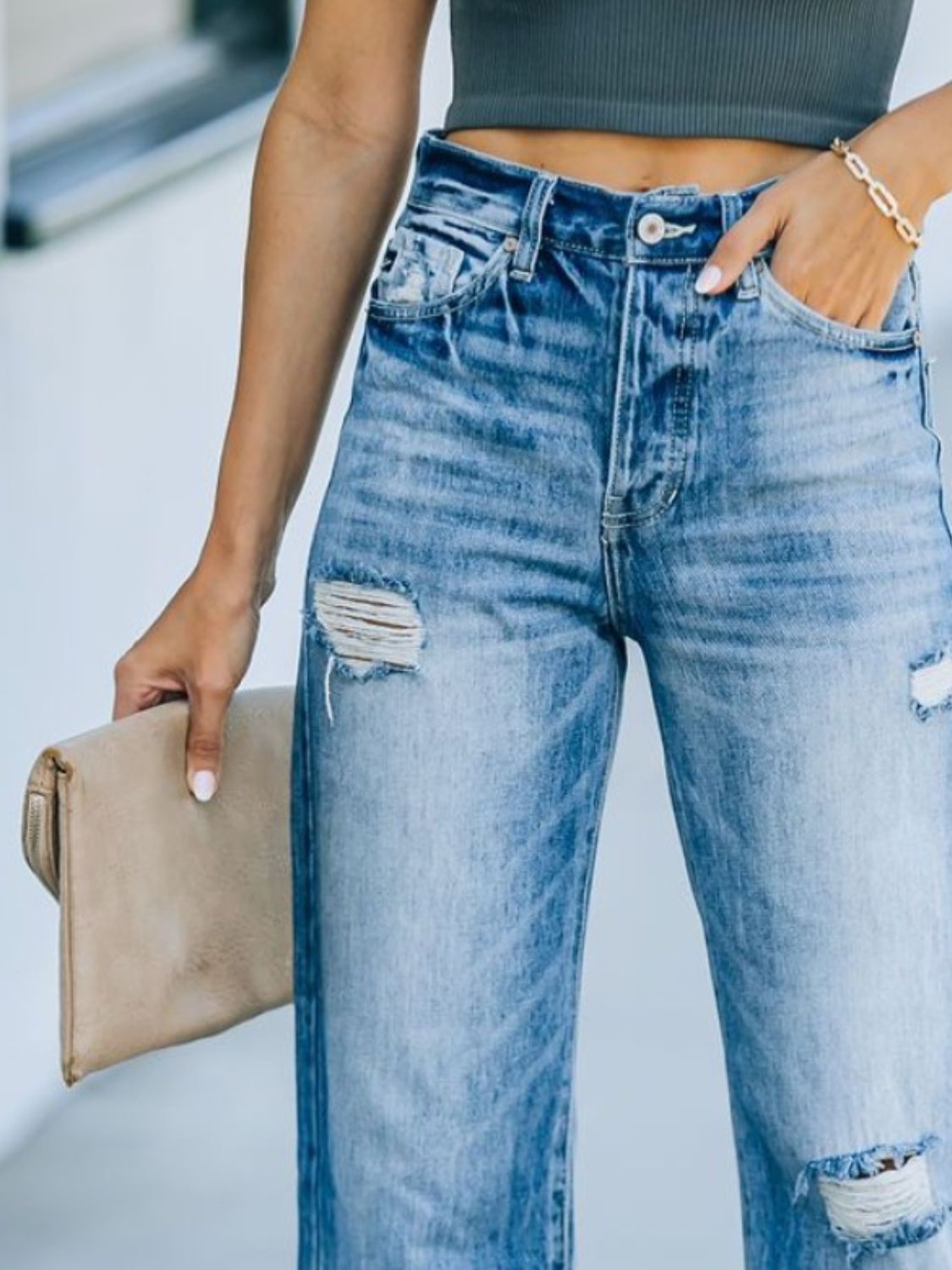 Distressed Straight Leg Jeans BLUE ZONE PLANET