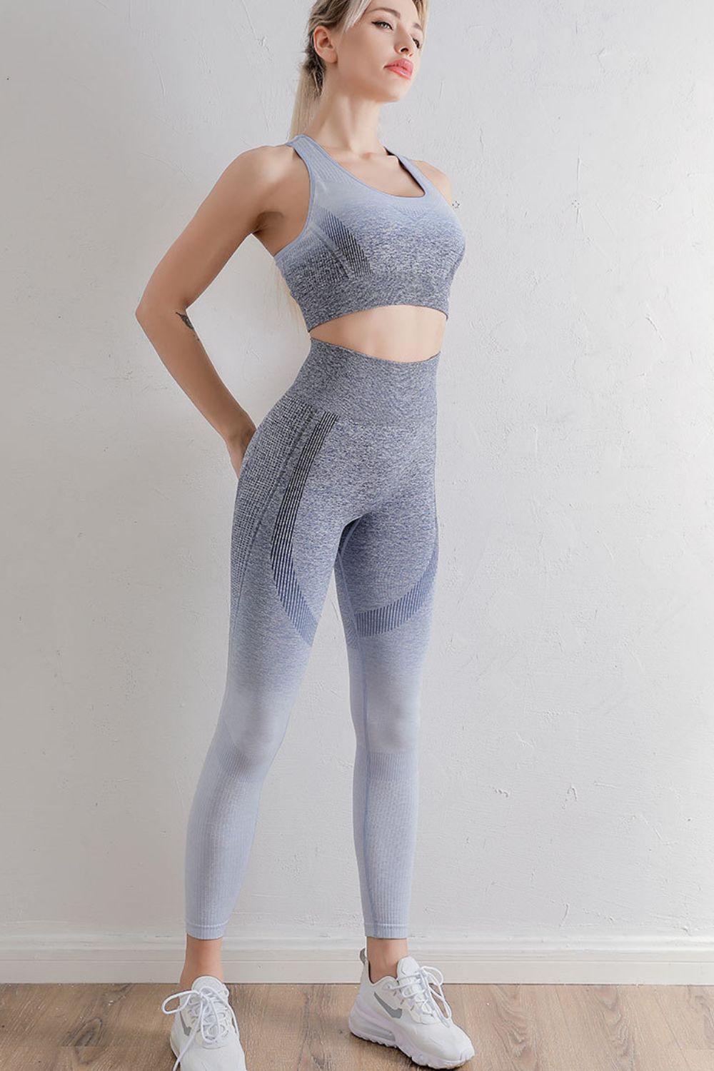 Gradient Sports Bra and Leggings Set BLUE ZONE PLANET