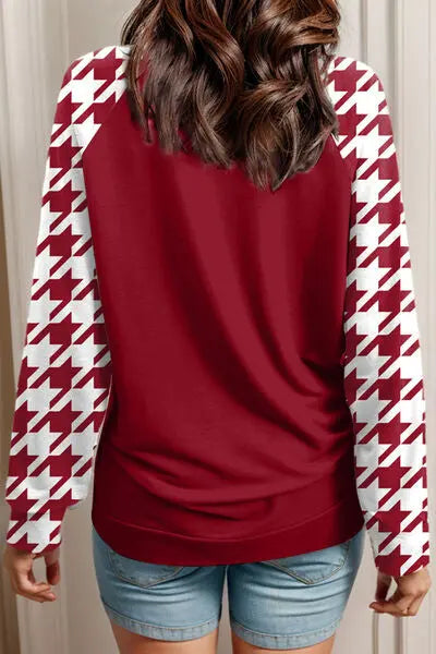 Houndstooth Elephant Graphic Round Neck T-Shirt BLUE ZONE PLANET