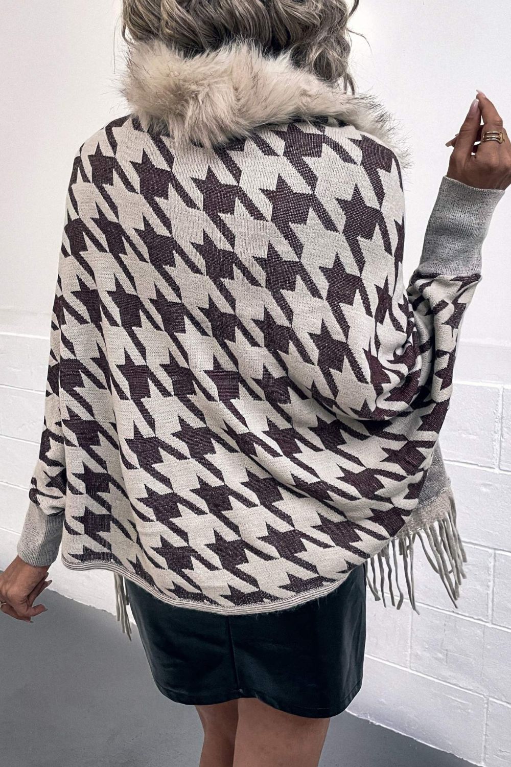 Houndstooth Fringe Hem Poncho BLUE ZONE PLANET