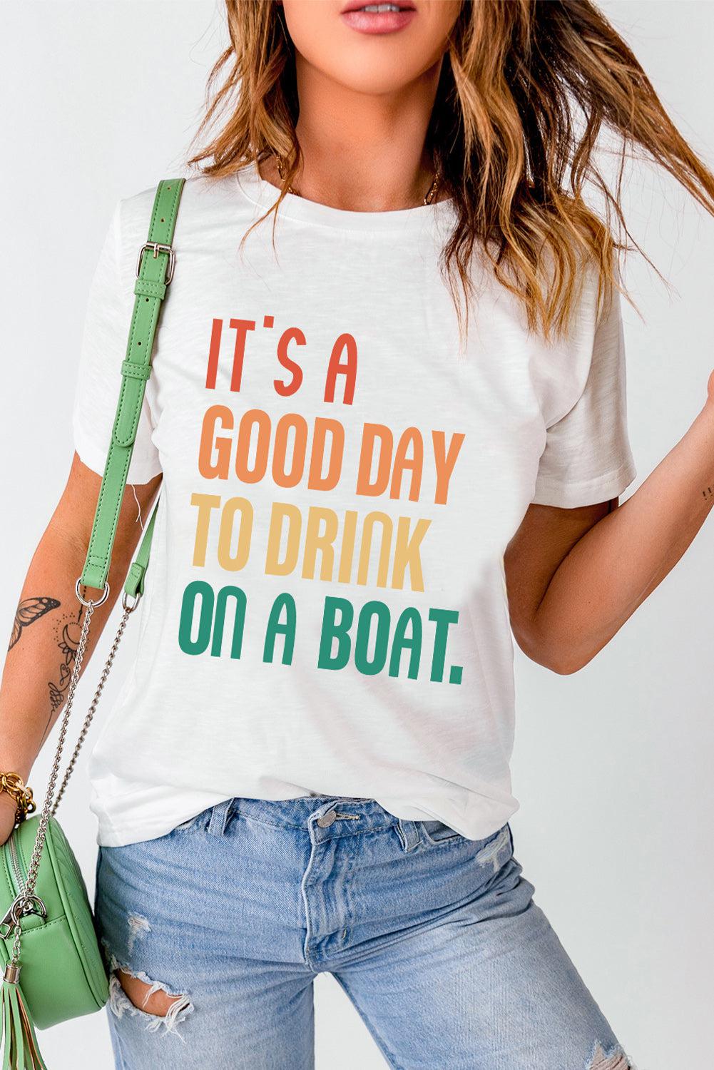 IT'S A GOOD DAY TO DRINK ON A BOAT Graphic Tee BLUE ZONE PLANET