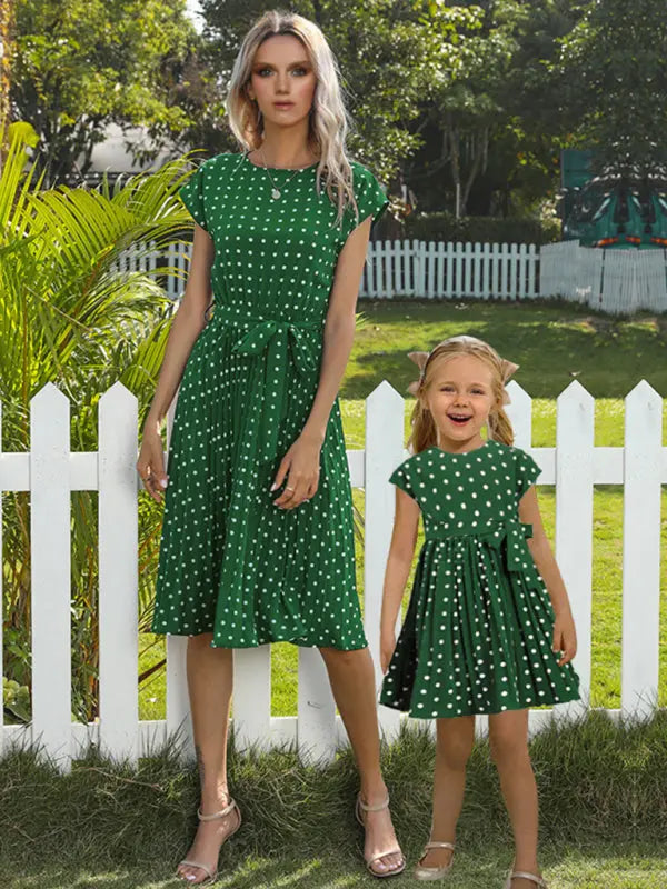 Lily's Woven Polka Dot Pleated Midi Dress kakaclo