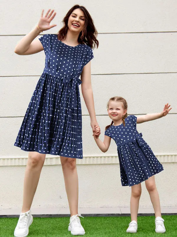 Lily's Woven Polka Dot Pleated Midi Dress kakaclo