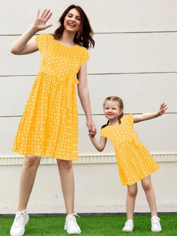 Lily's Woven Polka Dot Pleated Midi Dress kakaclo