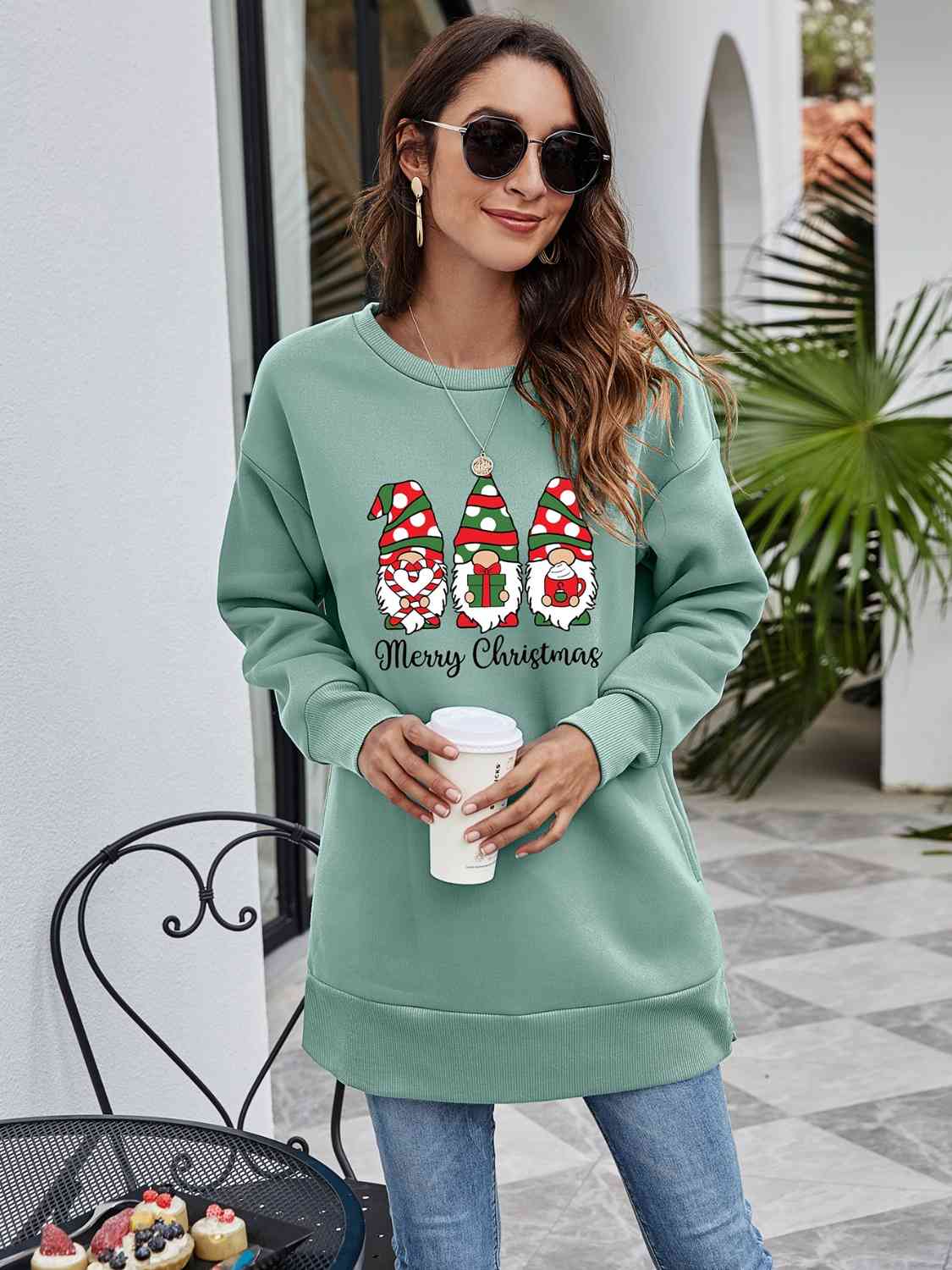 MERRY CHRISTMAS Graphic Sweatshirt BLUE ZONE PLANET