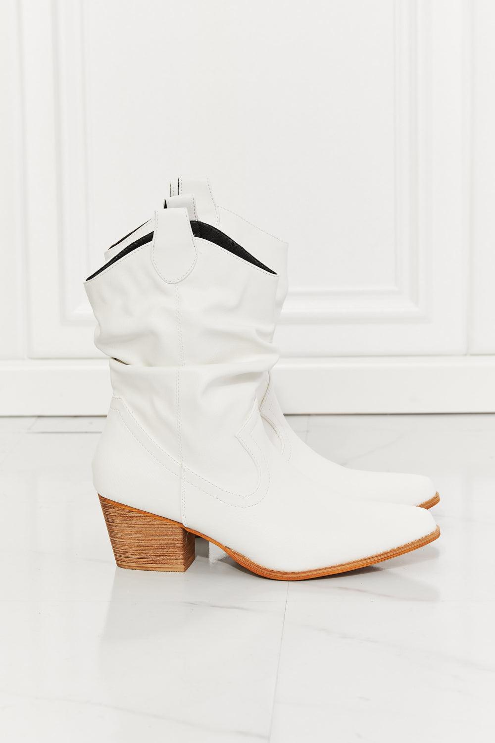 MMShoes Better in Texas Scrunch Cowboy Boots in White BLUE ZONE PLANET