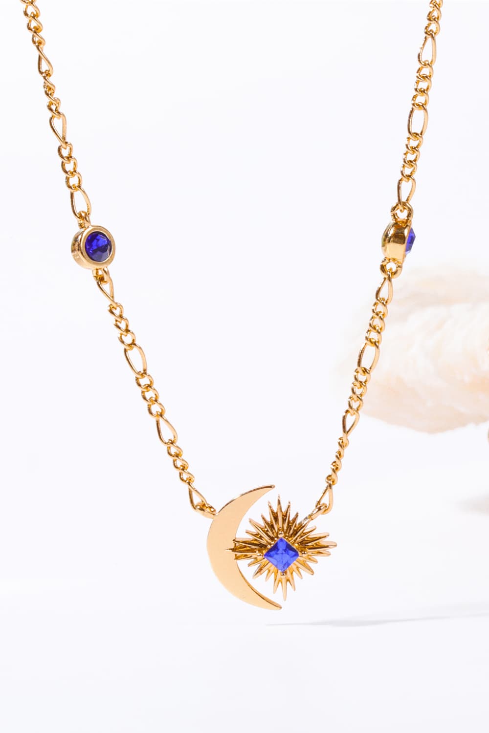 Moon & Star Shape Zircon Pendant Necklace BLUE ZONE PLANET