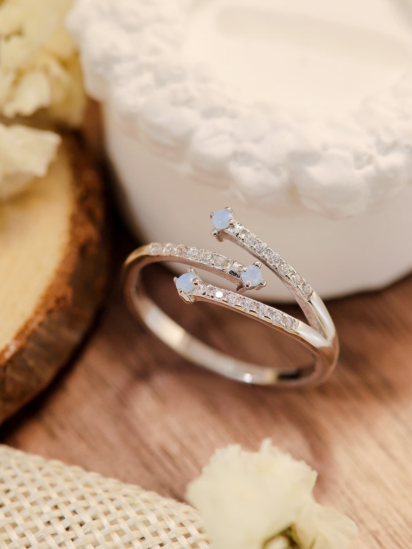 Moonstone Platinum-Plated Ring BLUE ZONE PLANET