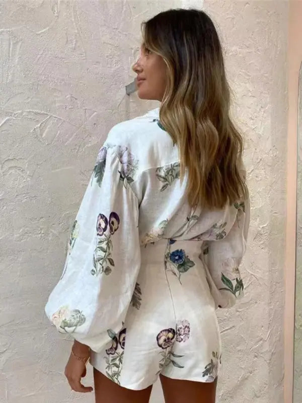 New style fresh floral ladylike temperament commuter long-sleeved shirt top high-waisted shorts suit BLUE ZONE PLANET
