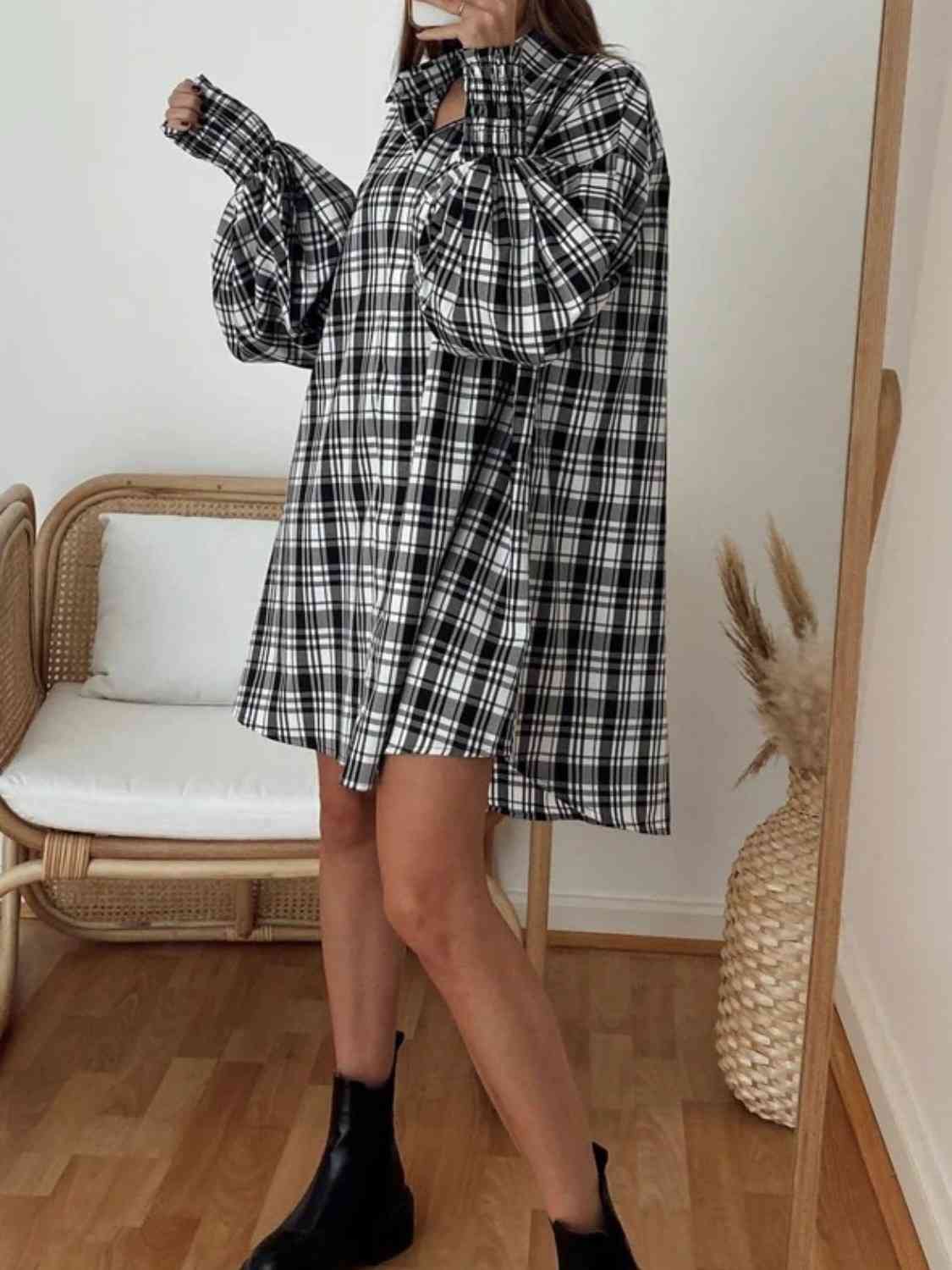 Plaid Lantern Sleeve Shirt BLUE ZONE PLANET