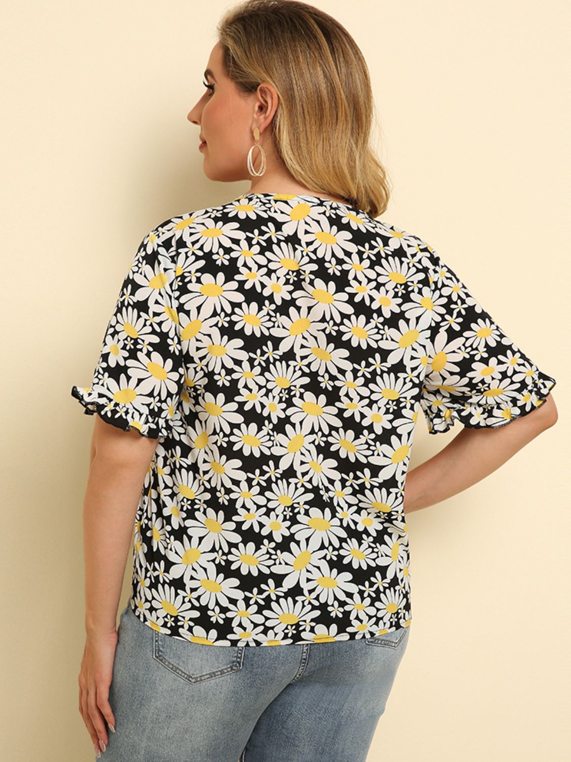 Plus Size Floral Round Neck Tie Hem Blouse BLUE ZONE PLANET