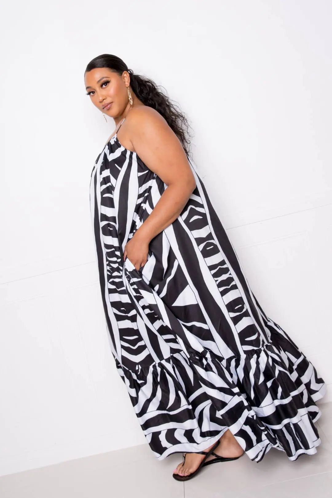 Plus Size Printed Voluminous Maxi Dress Blue Zone Planet