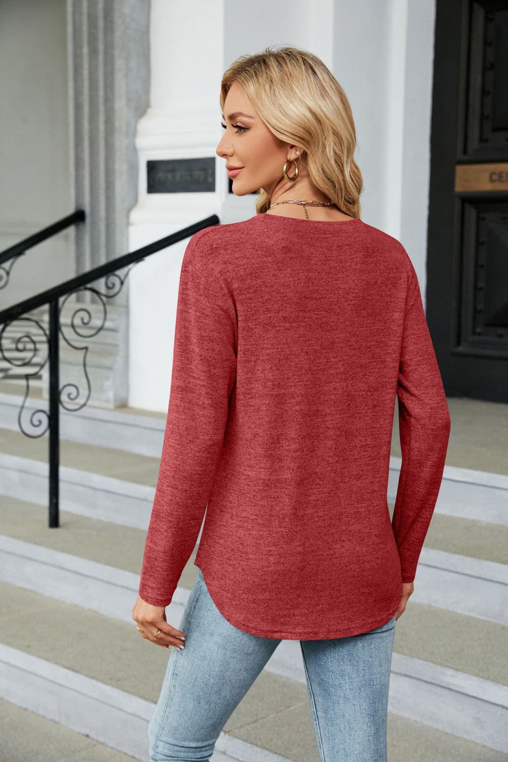 Round Neck Long Sleeve T-Shirt BLUE ZONE PLANET
