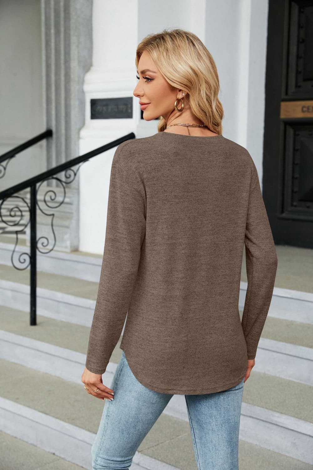 Round Neck Long Sleeve T-Shirt BLUE ZONE PLANET