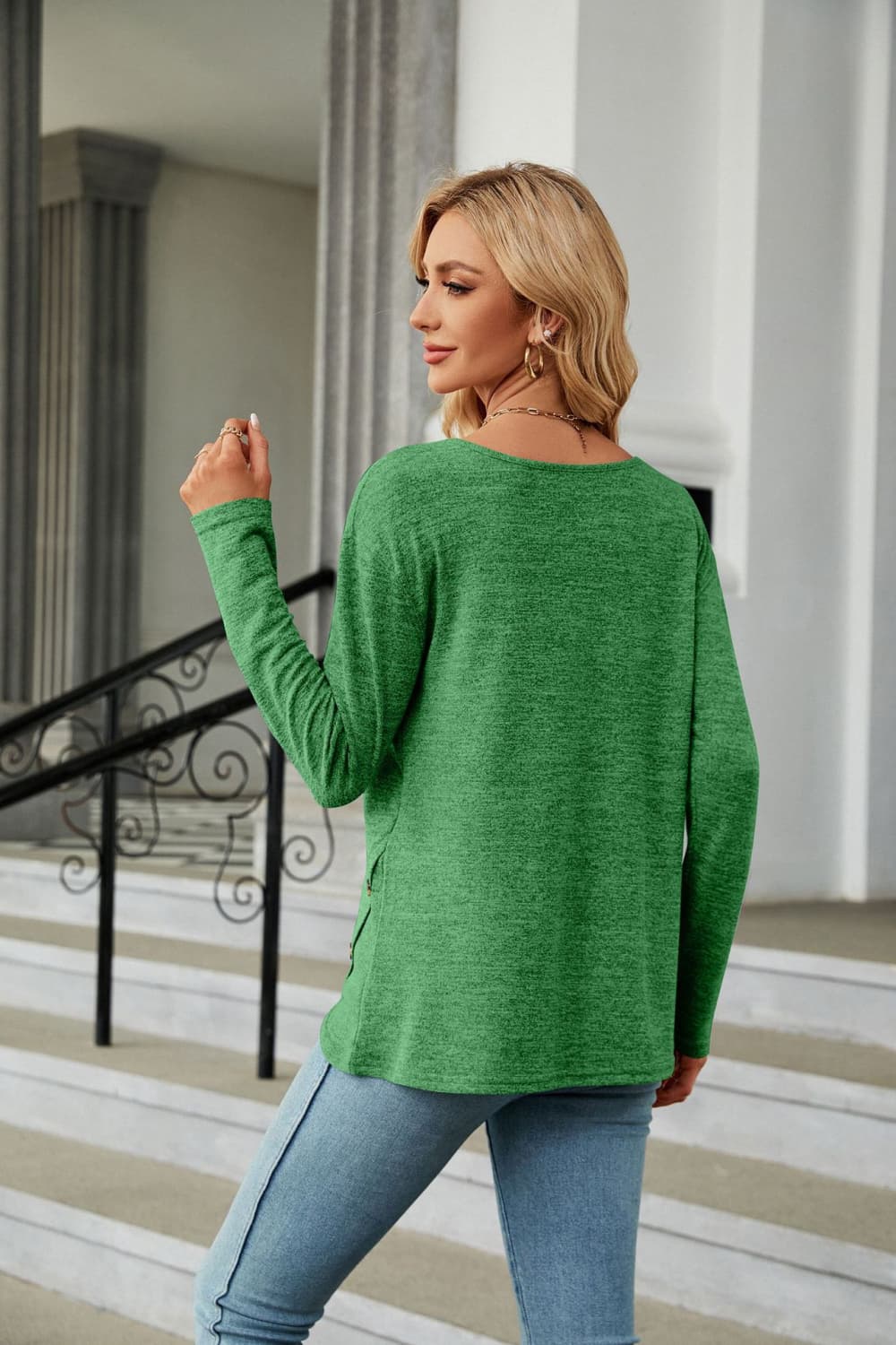 Round Neck Long Sleeve T-Shirt BLUE ZONE PLANET