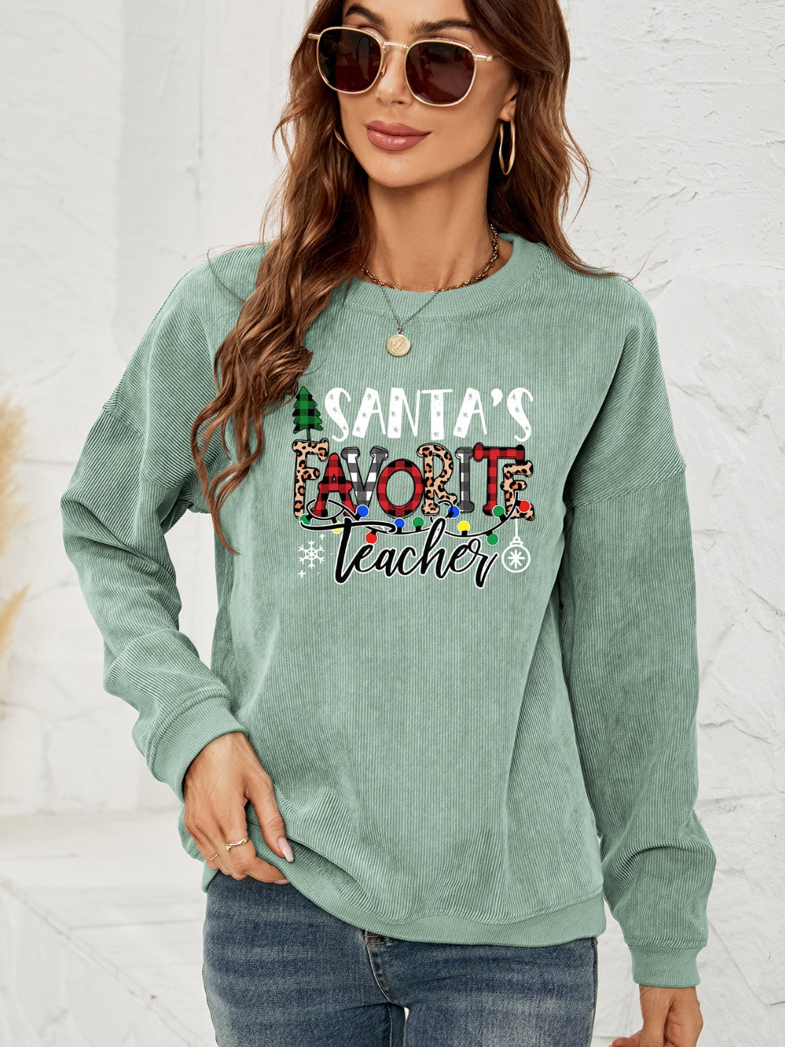 SANTA'S FAVORITE TEACHER Graphic Sweatshirt BLUE ZONE PLANET