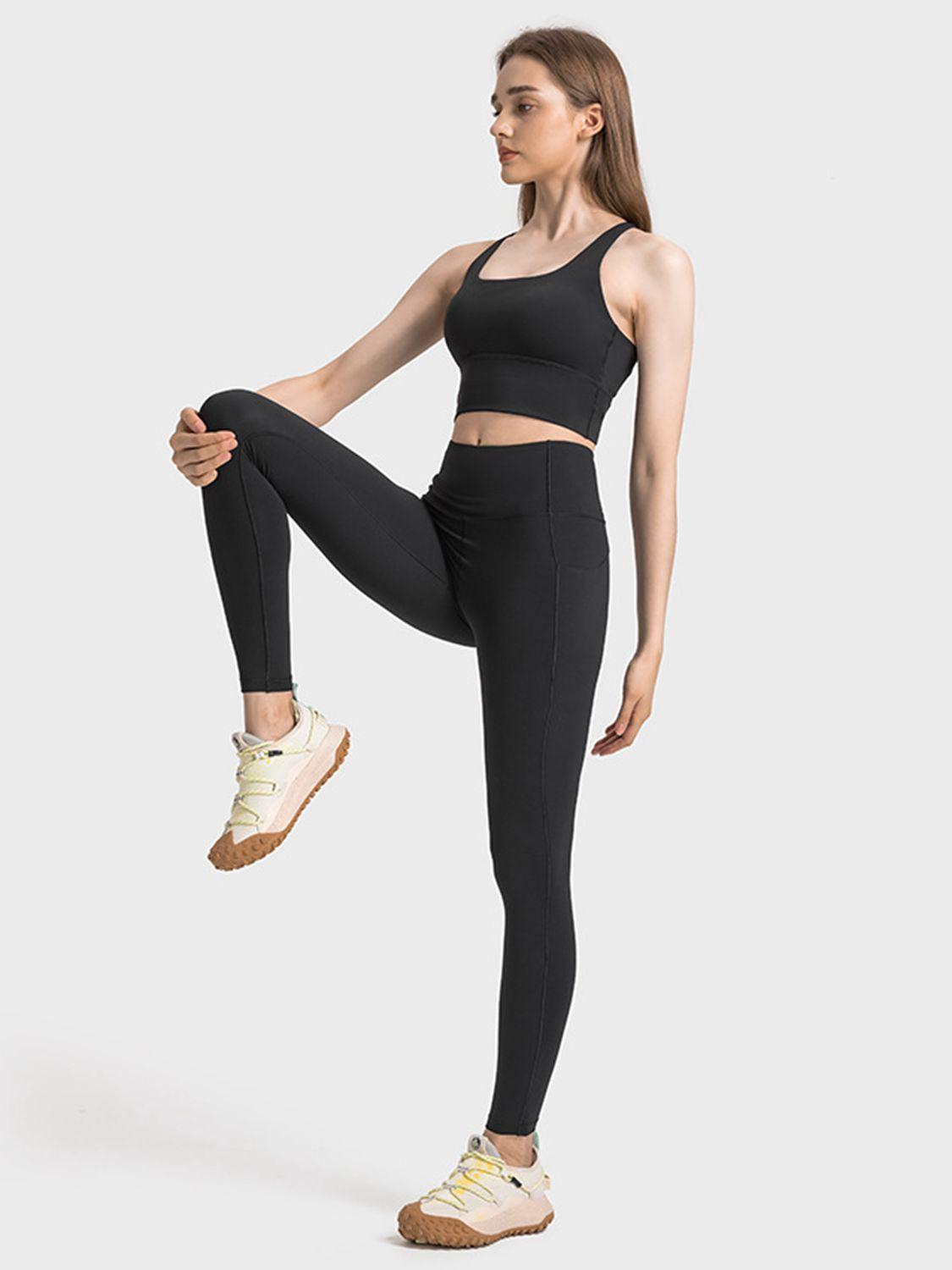 Scoop Neck Crisscross Straps Sports Bra BLUE ZONE PLANET