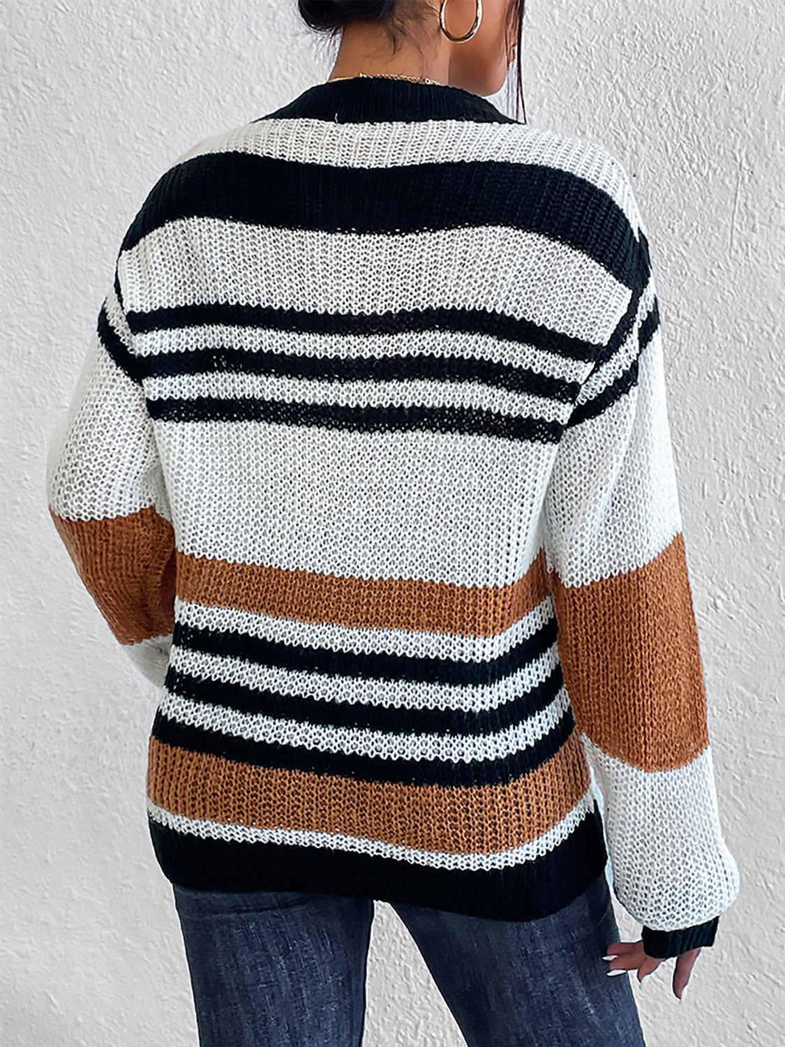 Striped Round Neck Sweater BLUE ZONE PLANET