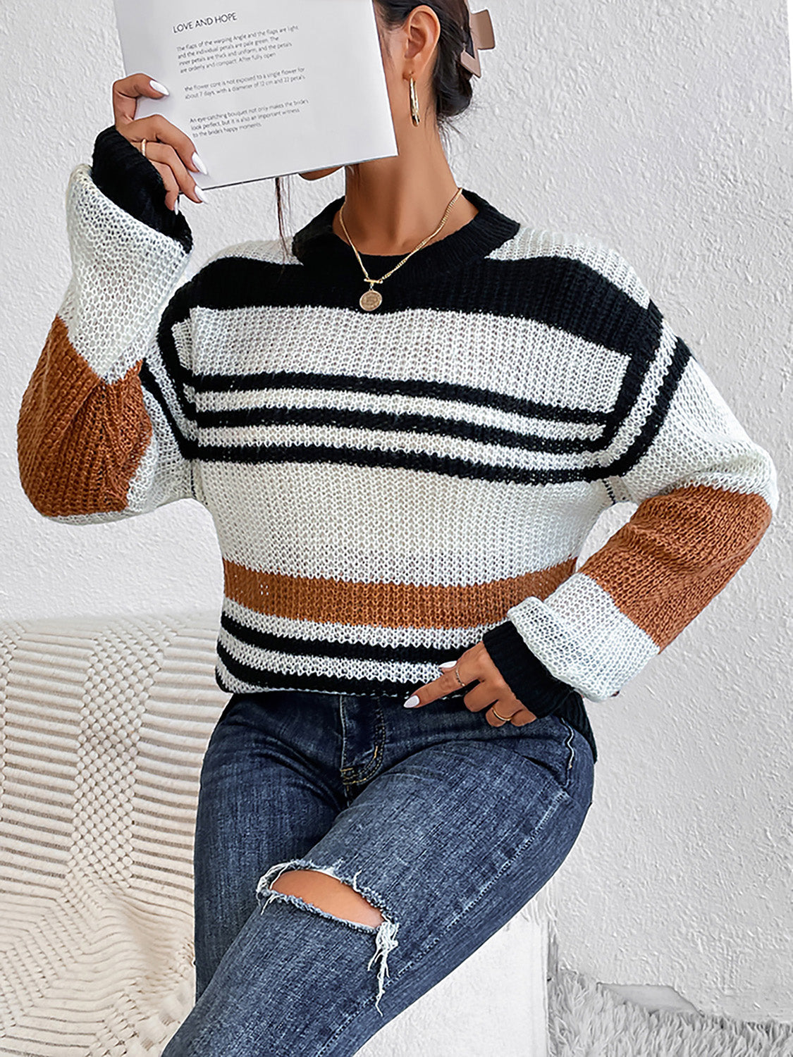 Striped Round Neck Sweater BLUE ZONE PLANET