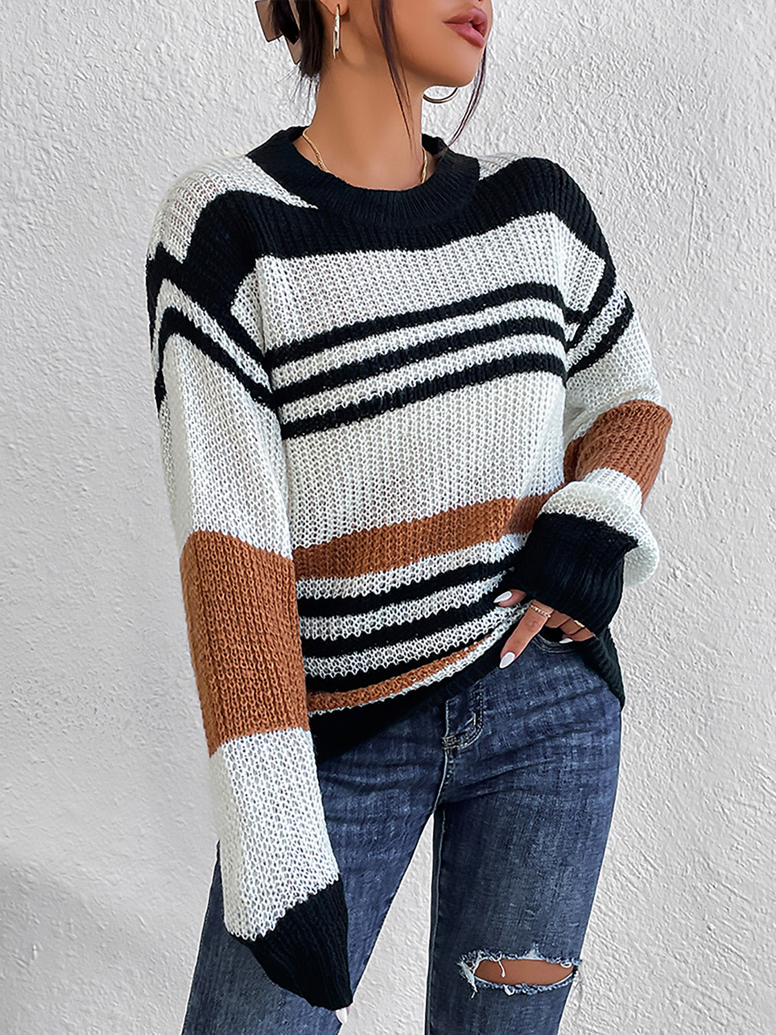 Striped Round Neck Sweater BLUE ZONE PLANET