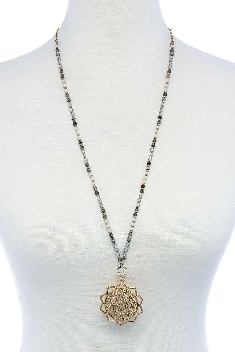 Stylish Sun Flower Pendant Beaded Necklace Blue Zone Planet