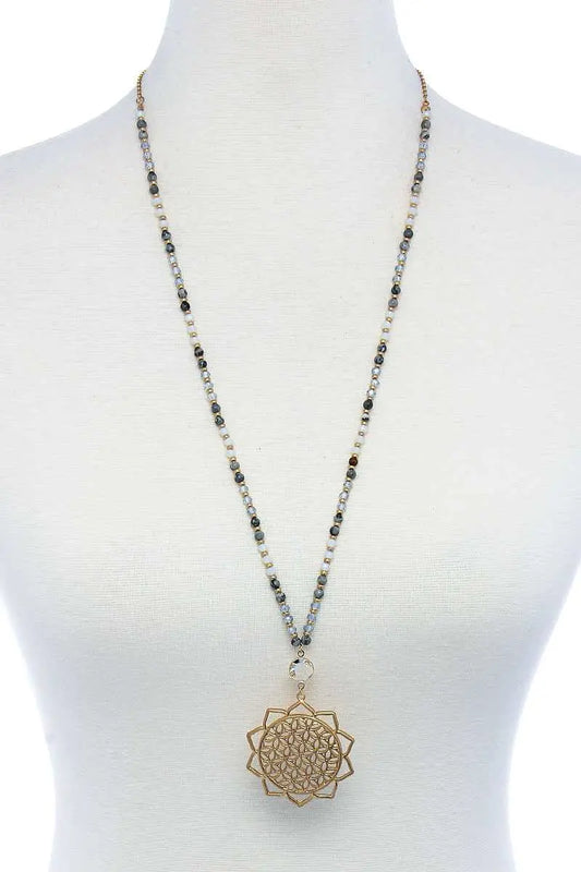 Stylish Sun Flower Pendant Beaded Necklace Blue Zone Planet